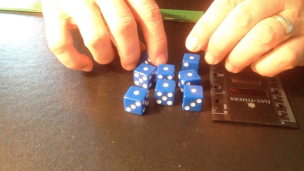 8 blue dice in different starting states